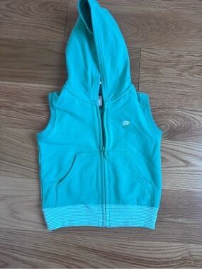 GAP Sleeveless Hooded Zip Vest in Bright Aqua